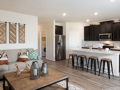 106 Barton, Cibolo, TX 78108 - photo 5