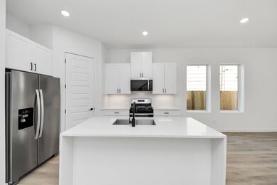 7935 Sunnyhill St, Houston, TX 77088 - photo 6