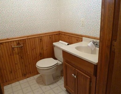 Partial Bath. 1st floor powder room.  Great conven