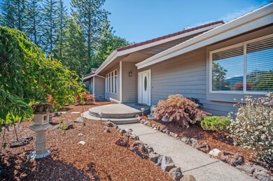 180 Kruger Ln, Grants Pass, OR 97527 - photo 3