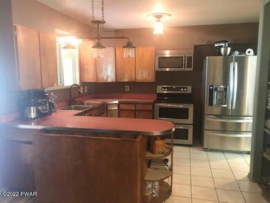 216 Sarah St, Milford, PA 18337 - photo 7