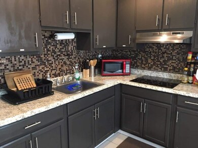 271 Humphrey St unit 15, Lowell, MA 01850 - photo 2