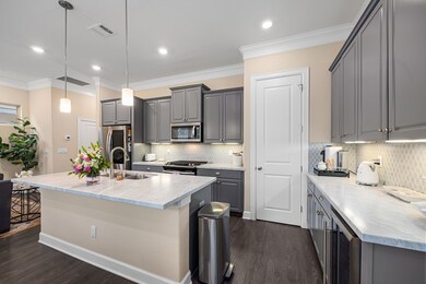 805 Shallow Hollow Dr, Houston, TX 77018 - photo 7