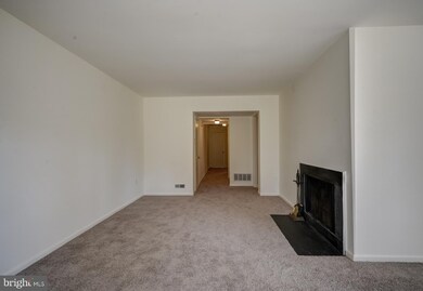 103A Kelly Cove unit A, Mount Laurel, NJ 08054 - photo 2