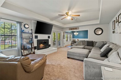 608 S Oak Ave, Tahlequah, OK 74464 - photo 7