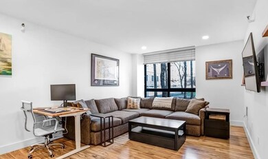Parris Landing unit 3103, Boston, MA 02129 - photo 4