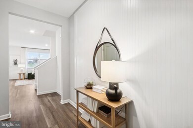 127 Woodford Dr, Stephens City, VA 22655 - photo 2