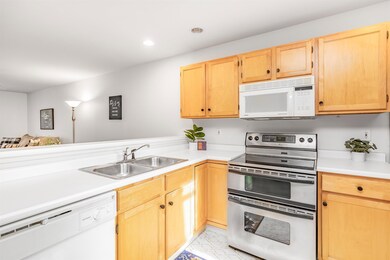 205 Juniper Dr, South Burlington, VT 05403 - photo 6