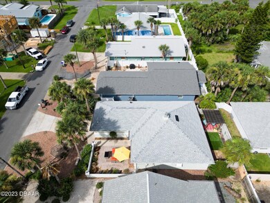 312 n 6th-23