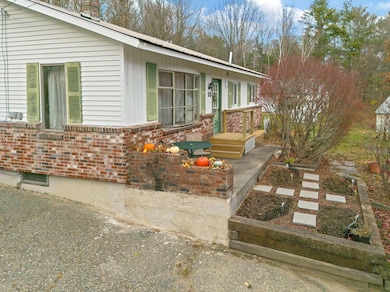 13 Chase Ave, Augusta, ME 04330 - photo 4