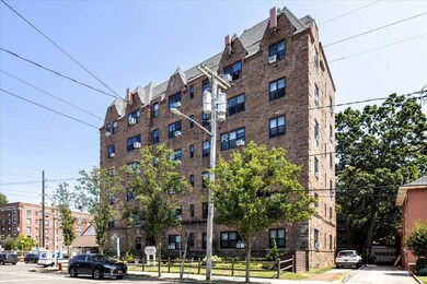 141 Wyckoff Place unit 2E, Woodmere, NY 11598 - photo 2