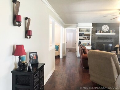 710 Kelly St, Tahlequah, OK 74464 - photo 3