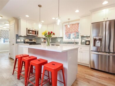 13 Lucas Ave, Newport, RI 02840 - photo 5