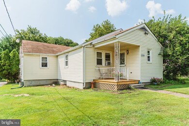 2940 Charleston Ave, Halethorpe, MD 21227 - photo 2