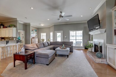 910 Rosedown -7