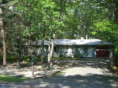 125 Hillcrest Dr, Hawley, PA 18428 - photo 4