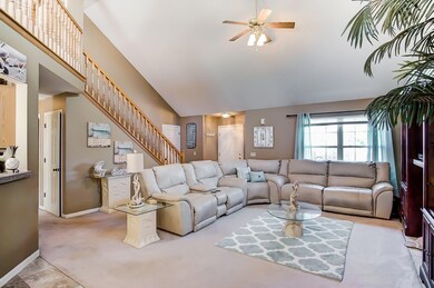 Vaulted ceilings, open concept