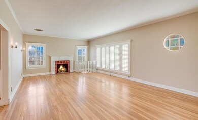 2421 Frankfort Ave, El Paso, TX 79930 - photo 4