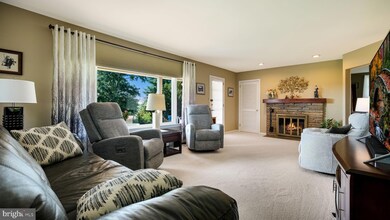 64 E Hillcrest Ave, Chalfont, PA 18914 - photo 3