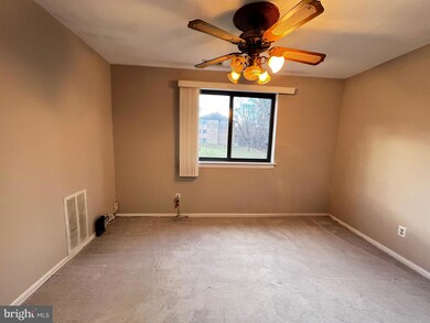 6049 Majors Ln unit 4, Columbia, MD 21045 - photo 7