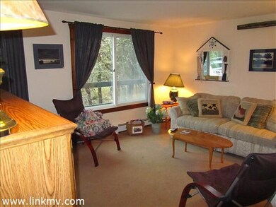 Livingroom from Hall, past.
