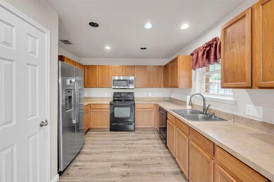 1604 Timber Glen Dr, Bedford, TX 76022 - photo 5