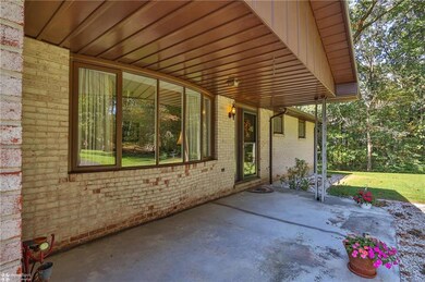 521 Mountain Top Ln, Allentown, PA 18103 - photo 5