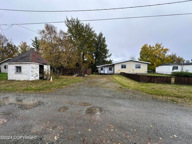 258 S Bailey St, Palmer, AK 99645 - photo 2