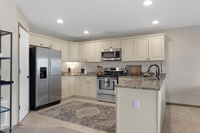 5806 Anna Ave, Williston, ND 58801 - photo 3