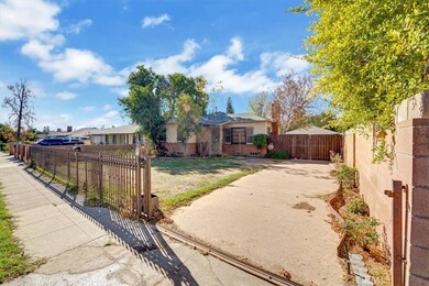 2050 Phillippi St, San Fernando, CA 91340 - photo 4