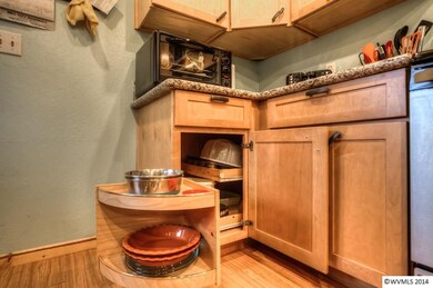 50555 Gates Bridge E, Gates, OR 97346 - photo 6