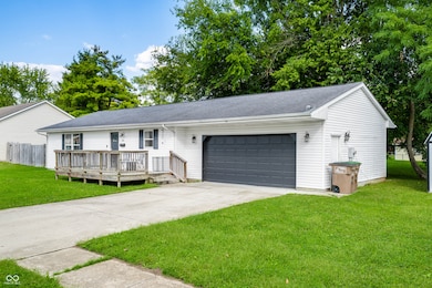 661 Smith St, Columbus, IN 47201 - photo 6