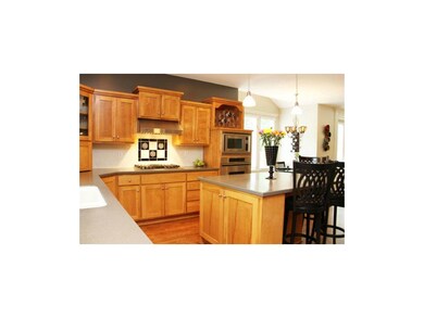 Corian counter tops, Viking range and hood, large 