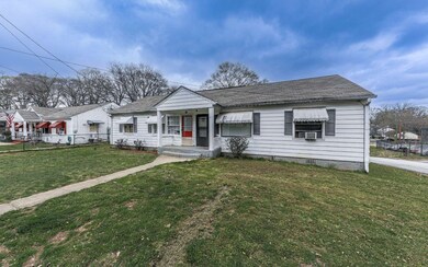 377 Garrison Dr SE, Marietta, GA 30060 - photo 2