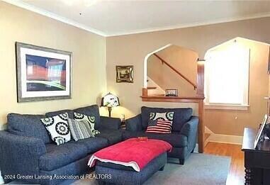 527 Division St 4
