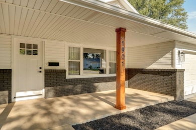 1901 S Sieger Dr, Springfield, MO 65804 - photo 4