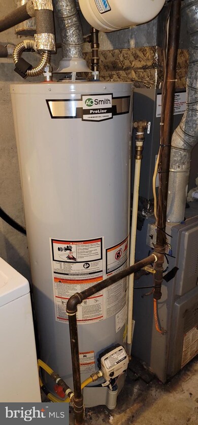 904 Portia Ct, Hyattsville, MD 20785 - photo 6