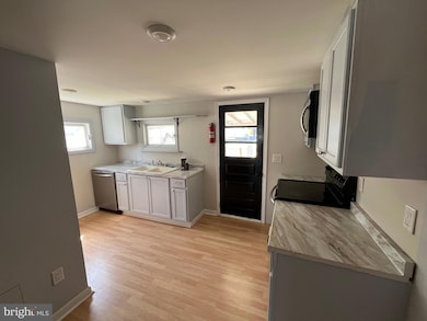 218 William St, Downingtown, PA 19335 - photo 3