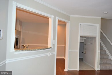 8315 Green Heron Way unit 22, Lorton, VA 22079 - photo 7
