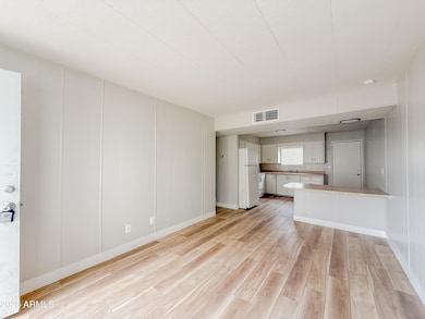 3426 E Melvin St unit E, Phoenix, AZ 85008 - photo 5