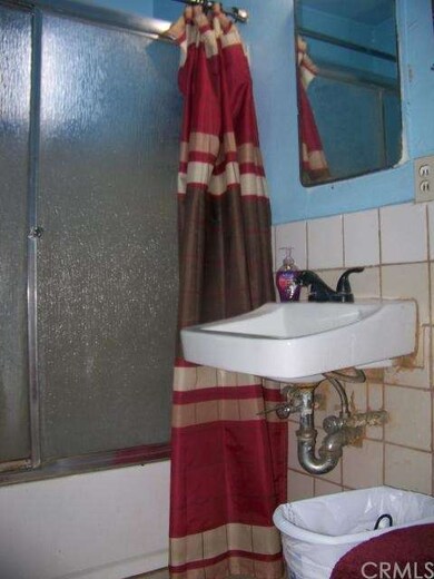 16546 E St, Victorville, CA 92395 - photo 3