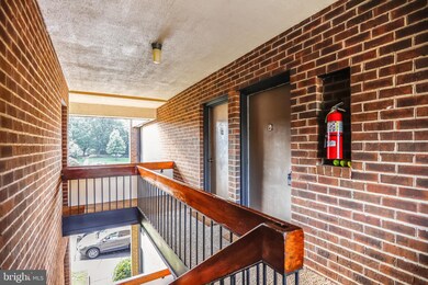 2115 Walsh View Terrace unit 8302, Silver Spring, MD 20902 - photo 4