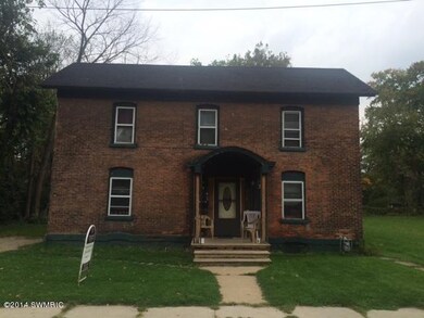 714 N 5th St, Niles, MI 49120 - photo 2