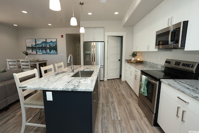 553 S 100 W unit 102, Richfield, UT 84701 - photo 3