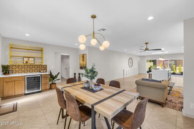 1540 E Cheery Lynn Rd, Phoenix, AZ 85014 - photo 5