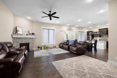 1301 S Amber Ridge Dr, Nixa, MO 65714 - photo 7