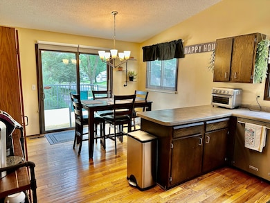 4371 Arden View Ct, New Brighton, MN 55112 - photo 5