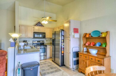 Kitchen (1)
