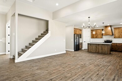 1918 Oak Spring Cir-14