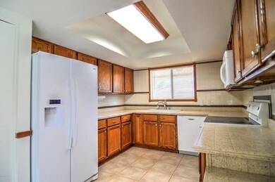 1631 E Elgin St, Chandler, AZ 85225 - photo 4